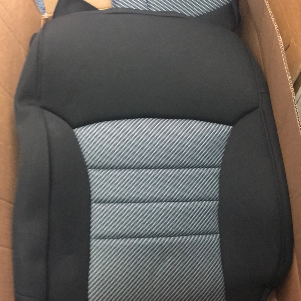 Wetokole 2009-13 Subaru Forester Covers - Picture 2 of 5